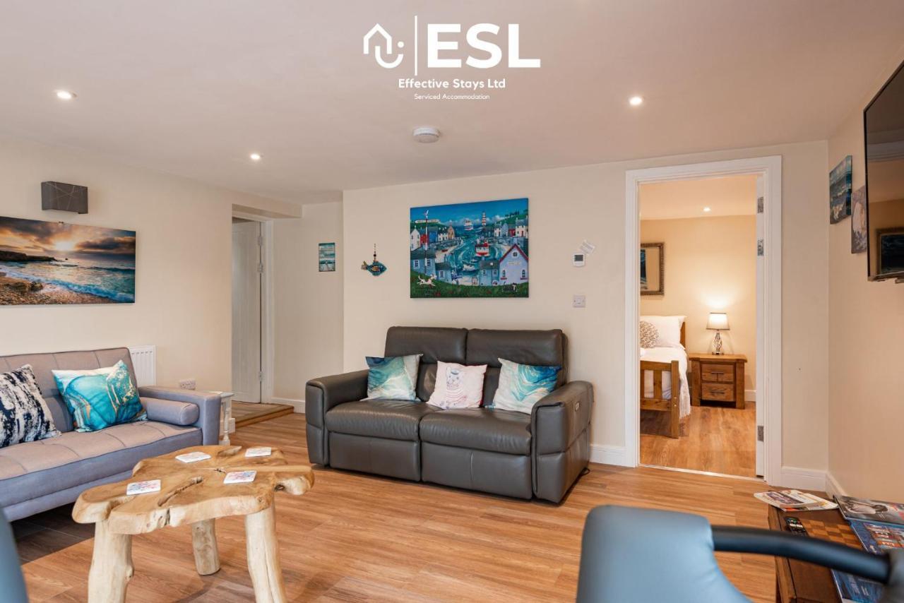 Beautiful En Suite 5 Bedroom Home With Sea Views New Quay  Exterior photo