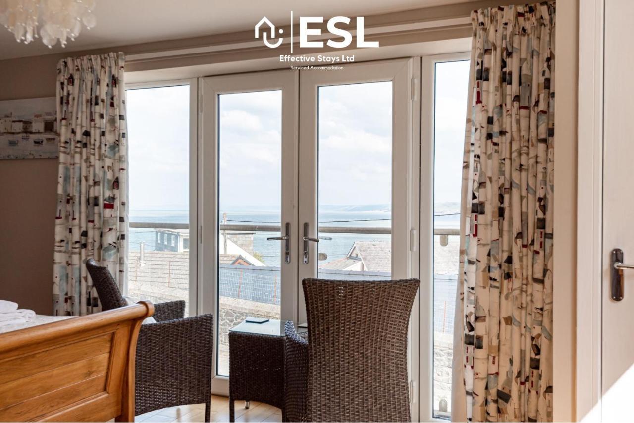 Beautiful En Suite 5 Bedroom Home With Sea Views New Quay  Exterior photo